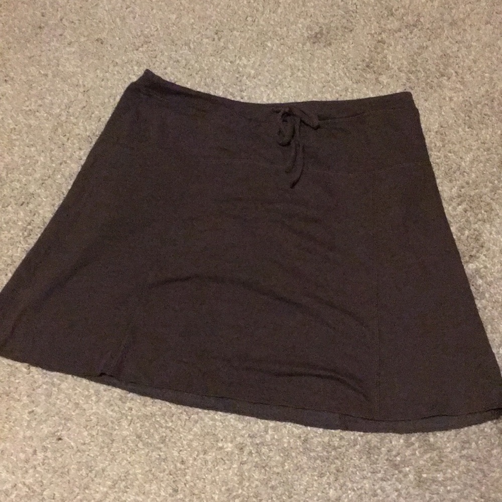 Like New - work out skirt